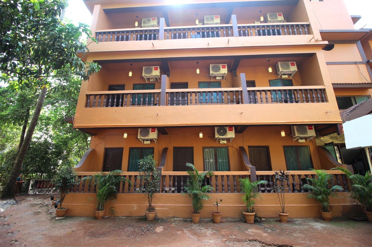 Oyo 10227 Sai Residency Baga Exterior foto